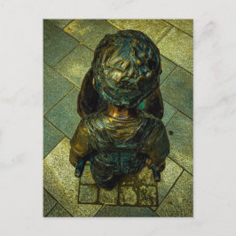 Cartão Postal Estátua de Criança de Bronze Vista de Cima