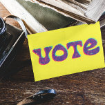 Cartão Postal Estilo Retroativo Brilhante Estilo VOTO Slogan Per<br><div class="desc">Encorajar os eleitores potenciais a votarem com este cartão postal brilhante e atraente. A inscrição retrorreflectora no estilo risógrafo soletra o slogan de uma palavra na frente deste cartão postal. O texto no verso pode ser personalizado com sua própria mensagem ou excluir o texto para gravar manualmente sua própria mensagem...</div>