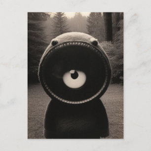 Cartão Postal Estranho Bizarro Criatura Florestal Halloween