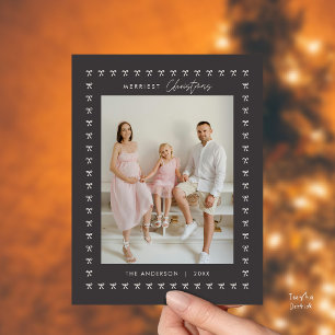 Cartão Postal Família de Natal com Arco de Carvão Moderno Foto N