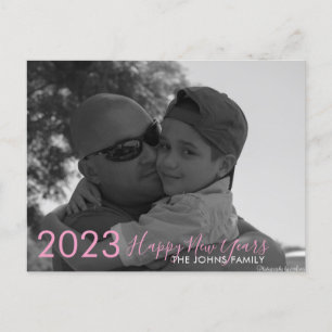 Cartão Postal Feliz Ano Novo Simples 2023 Foto com Letra Rosa