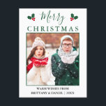 Cartão Postal Feliz Natal Red Berries Fotografia Verde<br><div class="desc">Cartão-postal de Natal Feliz - Red Holly Berries - Script Verde</div>