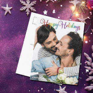 Cartão Postal Feriados felizes Foto do Casal Rainbow Script LGBT