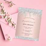 Cartão Postal Festa de aniversário de rosa de ouro para relâmpag<br><div class="desc">Um convite moderno, na moda e glamouroso para a 50ª (ou qualquer idade) festa de aniversário feminina. Um fundo metálico rosa dourado falso com aspecto elegante, brilhante brilho prateado, pintura pingada. O nome é escrito com um moderno e escuro, rosa dourado, escrito com letra de estilo manuscrito. Modelos para um...</div>