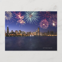 Cartão Postal Fireworks sobre o skyline 2 de Chicago