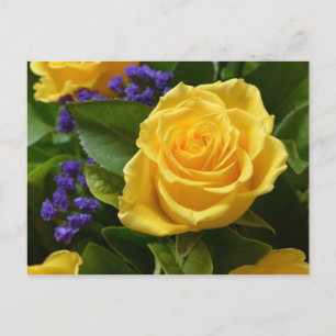Cartão Postal Floral Amarelo Rose & Purple Flowers Hello Love