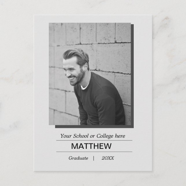 Cartão Postal Formando MaIe Foto Simples Preta e Branca (Frente)