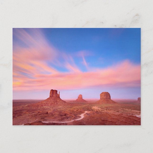 Cartão Postal Fortes ventos sobre o vale do deserto (Frente)