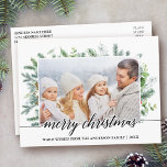 Cartão Postal Foto da família Pine Greenery de Natal<br><div class="desc">Cartão-postal da família de pinheiro verde de Natal Feliz Elegante</div>