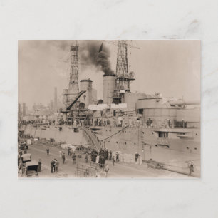 Cartão Postal foto da vintage Battleship USS NEW YORK carregando