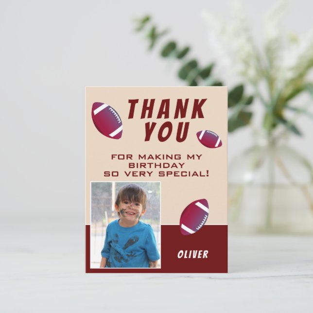 Cartão Postal Foto de Aniversário da Bola de Futebol Americana O (Em pé/Frente)