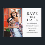 Cartão Postal Foto De Casal Minimalista Moderno Salva A Data<br><div class="desc">Anúncio de Noivado de Foto Simples Moderno Minimalista Salve O Cartão Postal De Data</div>