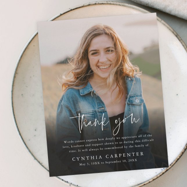 Cartão Postal Foto do Memorial do Funeral Moderno Obrigado (Modern script simple photo memorial thank you postcard.)