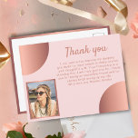 Cartão Postal Foto metálica Dourada de Rosa Chic Aniversário Obr<br><div class="desc">Rosa Chic Dourado Foto Metálica Rosa Aniversário Obrigado Cartão-Postal. Obrigado moderno chic,  você faz o cartão postal com detalhes metálicos em cor de ouro rosa. Adicione sua foto,  personalize a nota de agradecimento e o nome.</div>