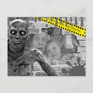 Cartão Postal Foto personalizada do Halloween truncada atrás da