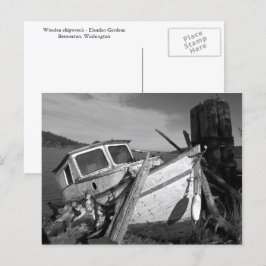Cartão Postal Foto preta e branca do naufrágio abandonado