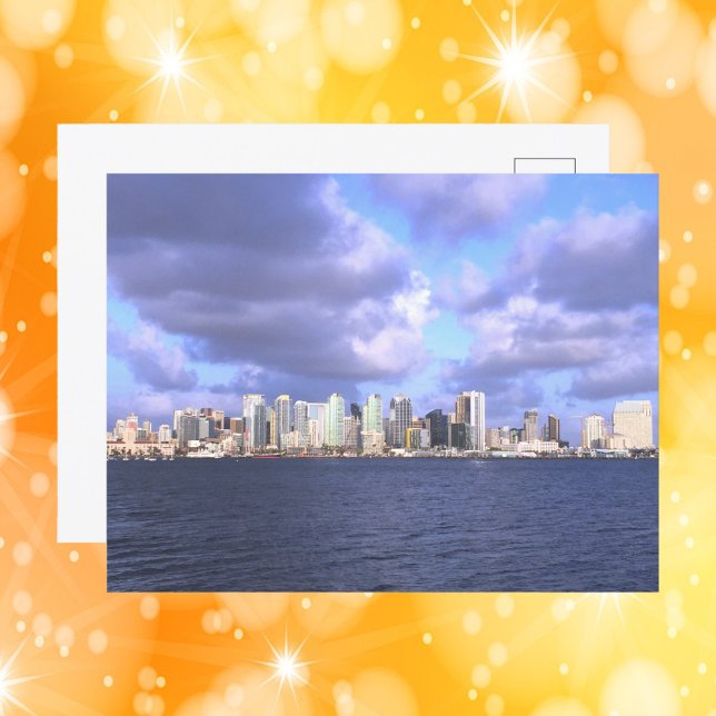 Cartão Postal Fotografia Skyline San Diego (A postcard featuring the city of San Diego, California)