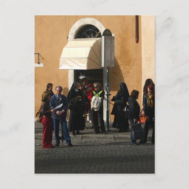 Cartão Postal Freiras no paragem do autocarro (Frente)