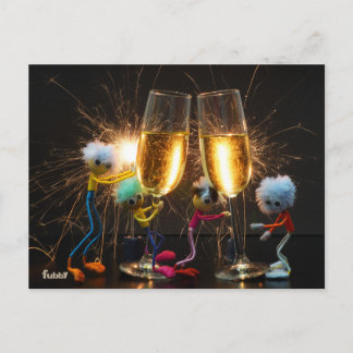 Cartão Postal Fubby's die feestelijk proosten met vuurwerk.