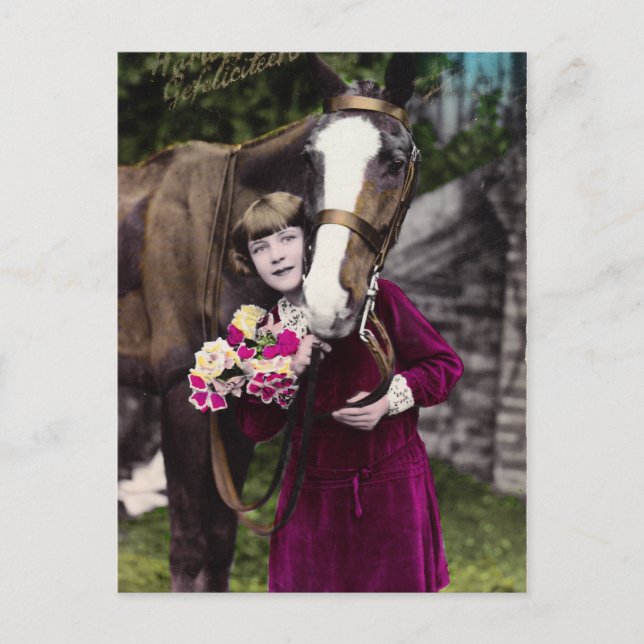 Cartão Postal Garota com Flores (Frente)