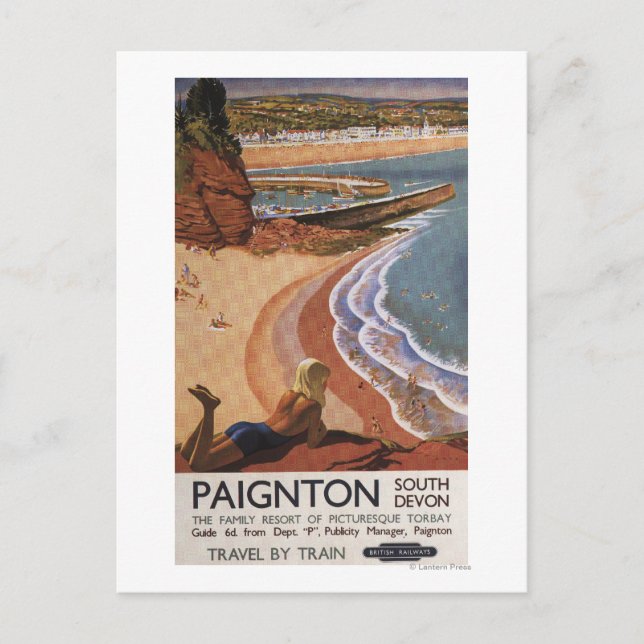 Cartão Postal Garota das Ferrovias Britânicas Olhando sobre um P (Frente)