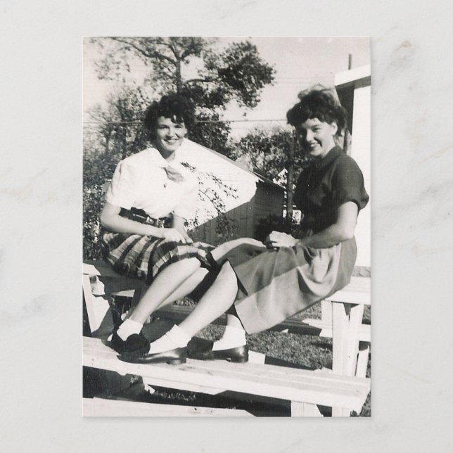 CARTÃO POSTAL GAROTAS DE 1950 #14 (Frente)