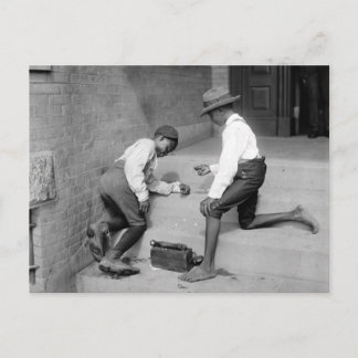Cartão Postal Garotos Negros Atirando Craps 1901