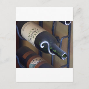 Cartão Postal Garrafas De Vinho Em Rack