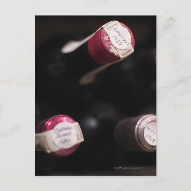 Cartão Postal Garrafas de vinho, por perto, Suecia. (Frente)