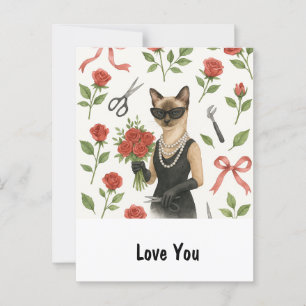 Cartão Postal Gata de vestido preto guarda rosas vermelhas