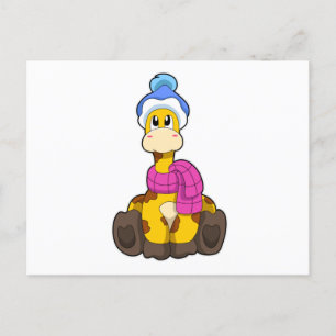 Cartão Postal Girafa no inverno com Scarf & Hat