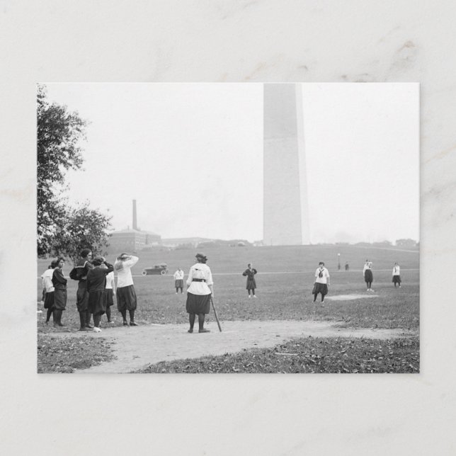 Cartão Postal Girls Softball, 1919 (Frente)