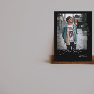Cartão Postal Going Solo Photo Black Graduation Announcement