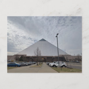 Cartão Postal Grande Arquitetura de Pirâmide de Vidro no Telhado