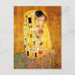 Cartão Postal Gustav Klimt "O Beijo"<br><div class="desc">Esta é a pintura radiante e sensual, "The Kiss", criada pelo pintor austríaco Gustav Klimt. É considerado o trabalho mais famoso dele. Ele a pintou entre os anos de 1907 e 1908, que foram o ponto alto de seu "Período do Ouro", quando pintou uma série de obras utilizando a folha...</div>