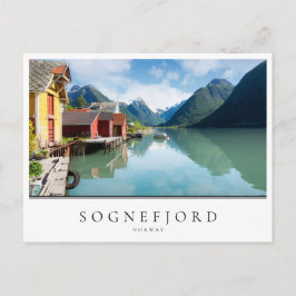 Cartão Postal Habitações e fiorde de Sognefjord na Noruega
