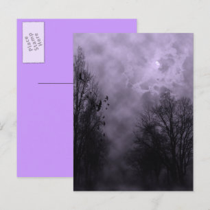 Cartão Postal Halloween Violet Mist Sky assombrado com Ravens