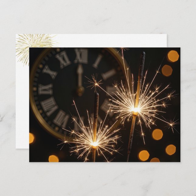 Cartão Postal Happy New Year Sparklers On a Midnight Clock (Frente/Verso)