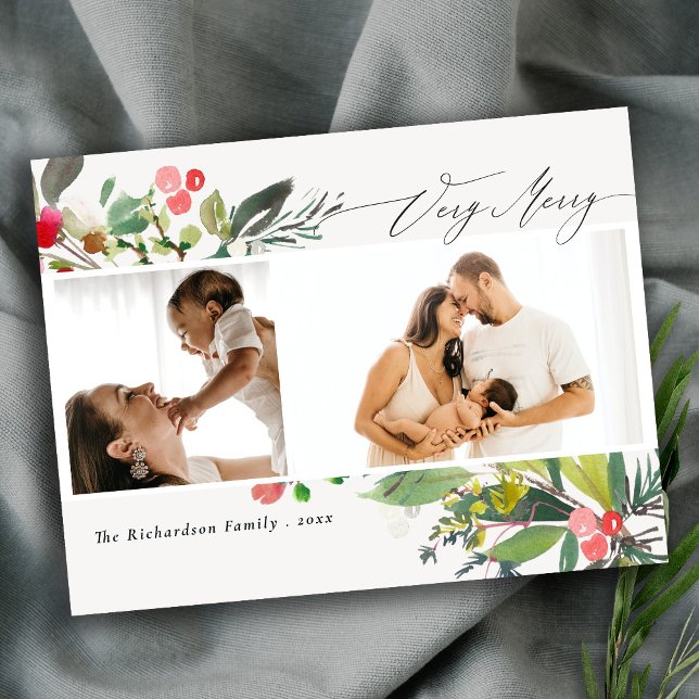 Cartão Postal Holly Berry Pine Muito Feliz Natal 2 Foto (Criador carregado)