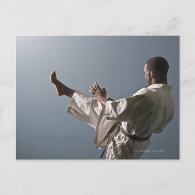 Cartão Postal Homem afro-americano a fazer ginásio (Frente)