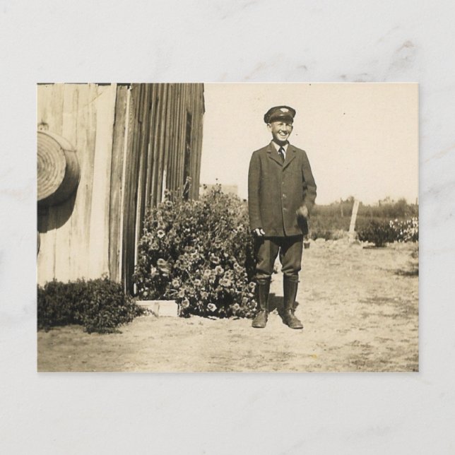CARTÃO POSTAL HOMEM UNIFORME #27 (Frente)