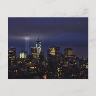 Cartão Postal Homenagem ao WTC em Luz - 11/09/2011 ao anoitecer