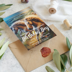 Cartão Postal Hooves Branqueadores: Um Herdeiro de Cavalos em Mo