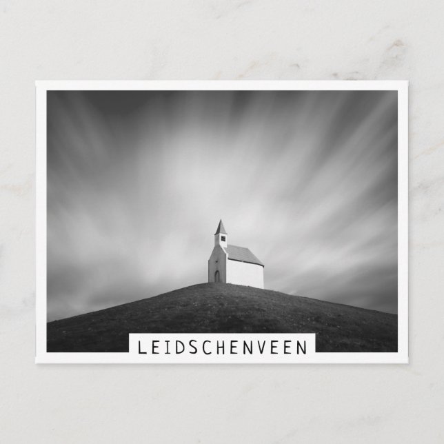 Cartão Postal Igreja em uma colina em preto e branco (Frente)