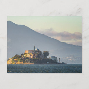 Cartão Postal Ilha da Solidão — Alcatraz em Luz Dourada