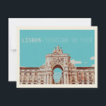 Cartão Postal Ilustração do Terreiro do Paço, Lisboa, Portugal<br><div class="desc">Este belo cartão postal gráfico do Terreiro do Paço permite levar um pedaço de Lisboa para casa. A beleza desta praça conhecida na capital de Portugal é capturada nos detalhes sutis e tons vibrantes. Perfeito para deixar uma mensagem personalizada para um ente querido ou usar como um souvenir.</div>