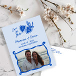 Cartão Postal Iniciais de Foto Personalizadas do Bloqueio de Cor<br><div class="desc">Personalize este doce casamento salve o cartão postal com seus detalhes. Clique em "personalizar" para adicionar seu próprio texto, adicionar iniciais ao medalhão e sua própria foto 4x6". Não se esqueça de adicionar seu endereço de devolução à parte traseira também, ou exclua se preferir. Você pode mudar tudo das fontes,...</div>