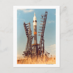 Cartão Postal Instalação da espaçonave Soyuz em Baikonur