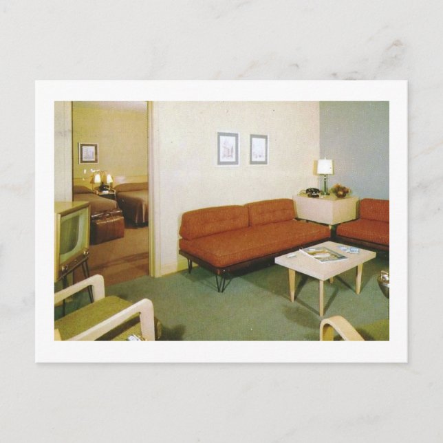 Cartão Postal Interiores de Sala com Móveis de Meados do Século  (Frente)