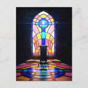 Cartão Postal Janela De Vidro Alucinada Através De Uma Igreja